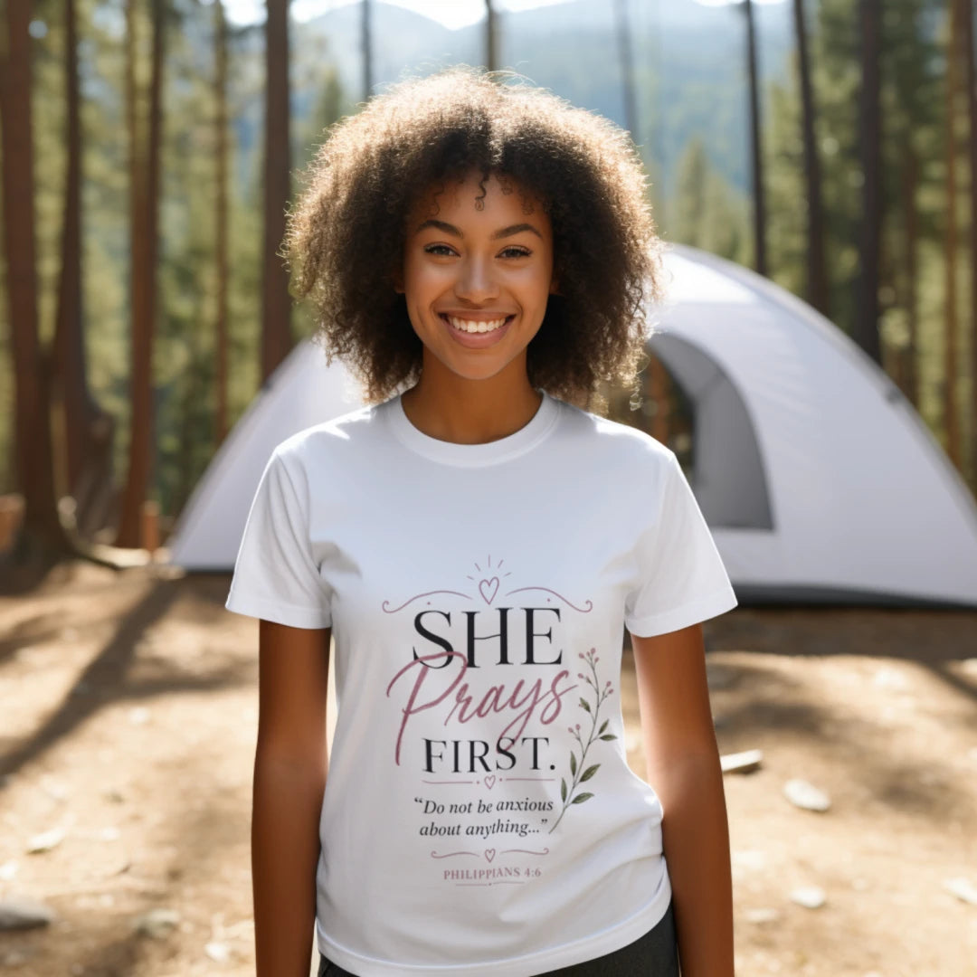 She Prays White Relaxed Tee / BEAR FRUIT